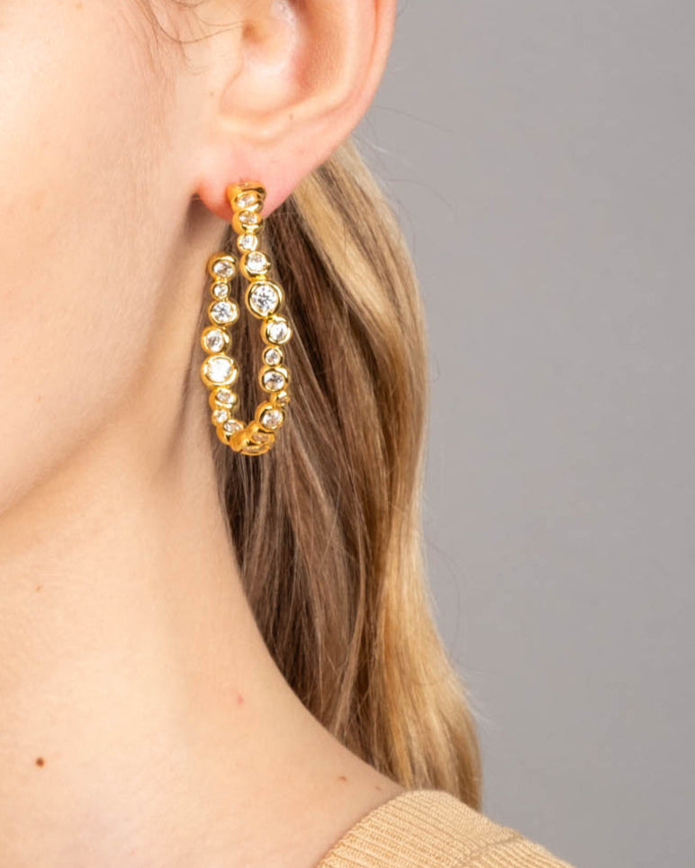 Asterales Gold Large Hoop Earring - Photo 2