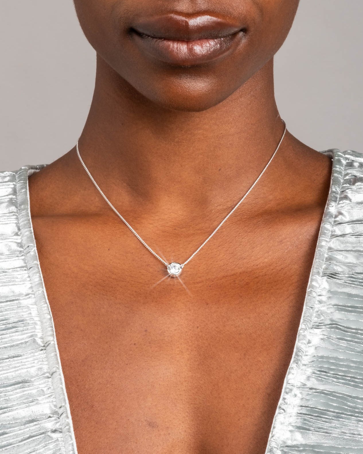 Asterales Silver Solitaire Necklace - Photo 2