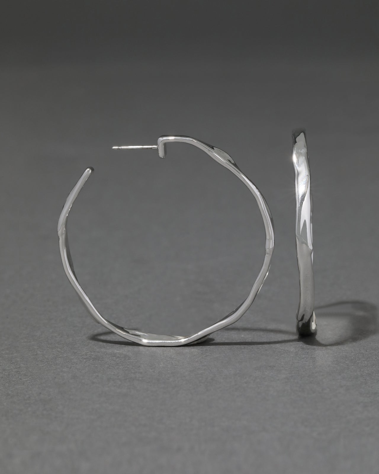 Brut Silver Skinny Hoop Earring - Photo 2