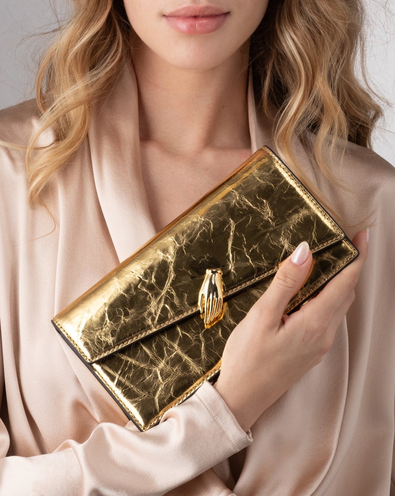 In My Dreams Chain Crossbody Purse- Gold - Photo 2