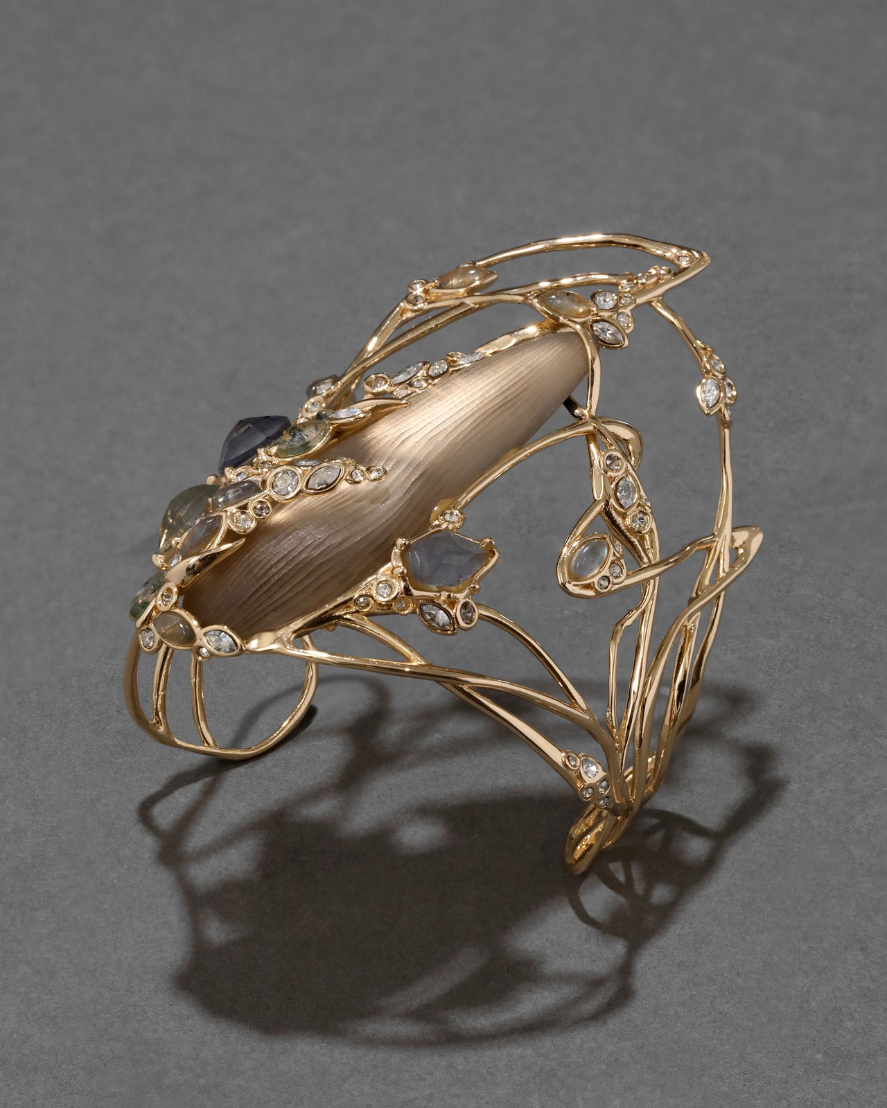 Archive Lucite Lattice Gold Cuff Bracelet - Photo 2