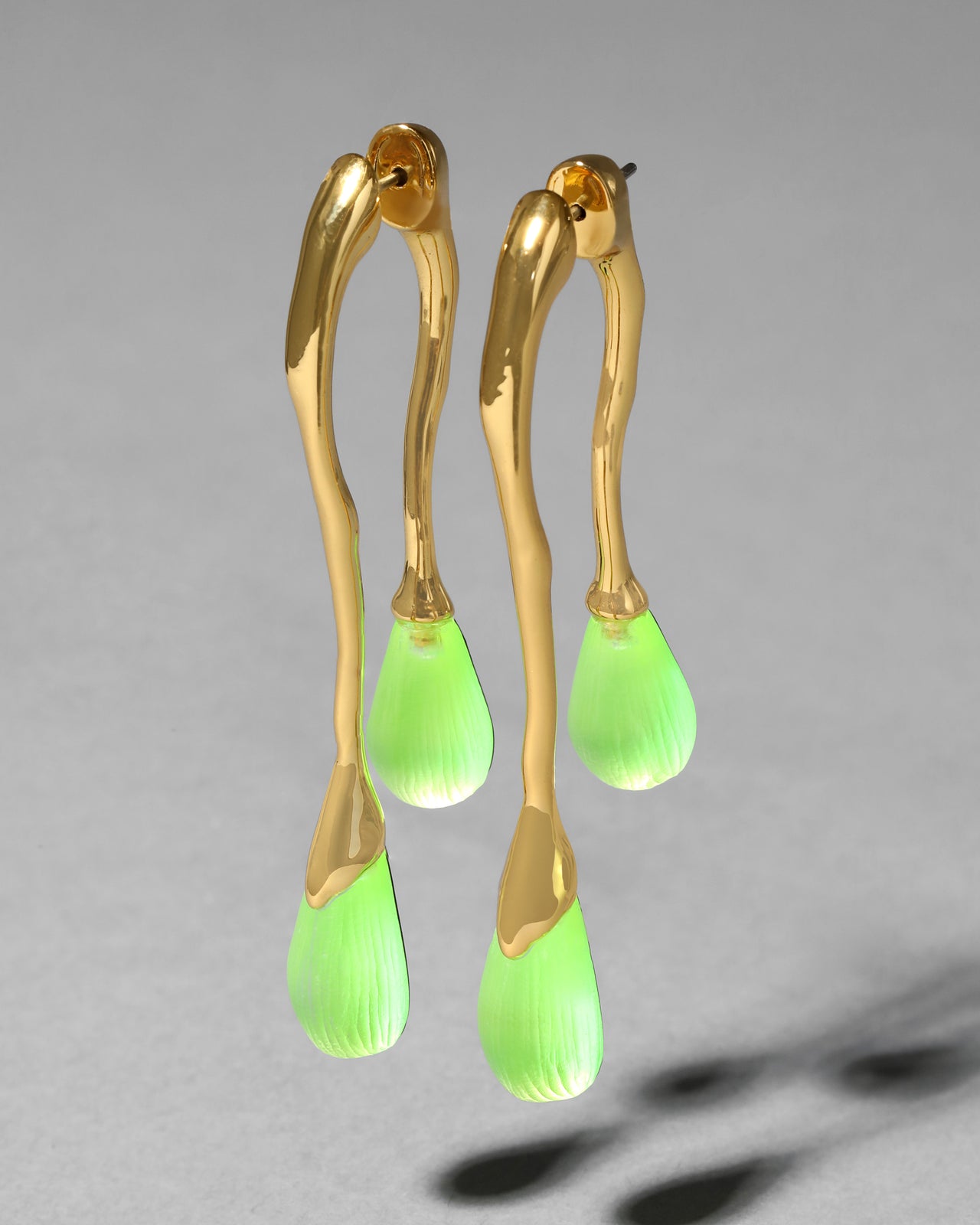 Lucite Gold Front Back Double Drop Earring- Neon Green - Photo 2