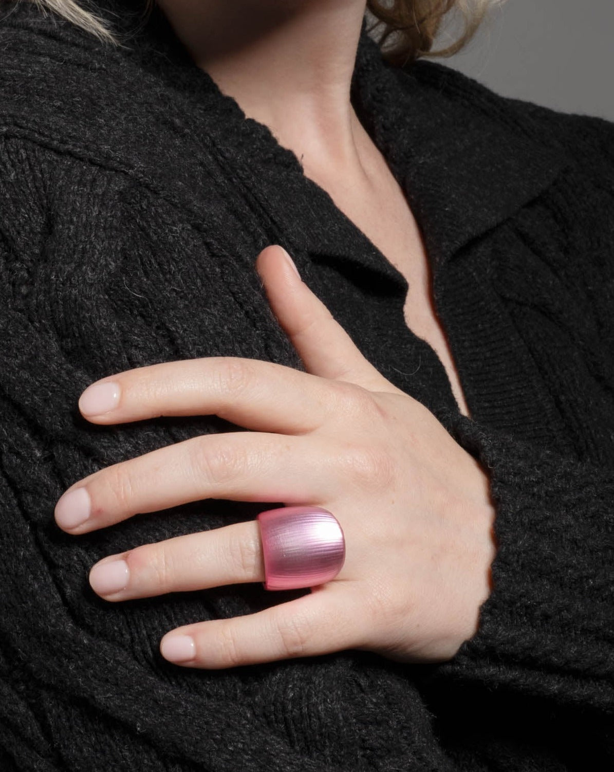 Lucite Block Ring- Candy Pink - Photo 2