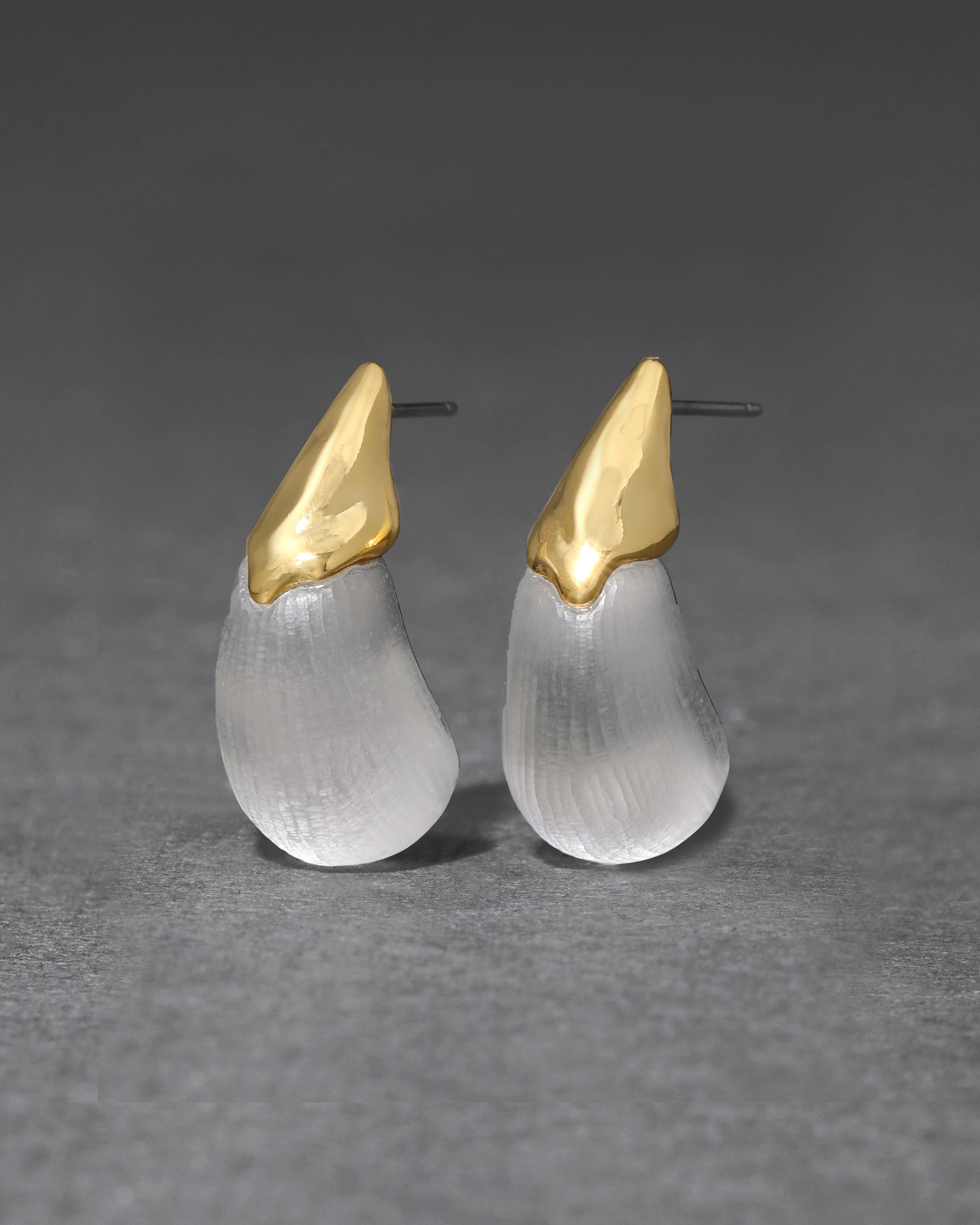 Pewter Luminous Lucite Arched Small Post Earring | Alexis Bittar