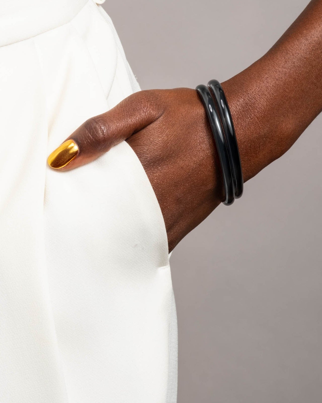 Luminous Lucite Super Skinny Bangle Bracelet- Onyx - Photo 2