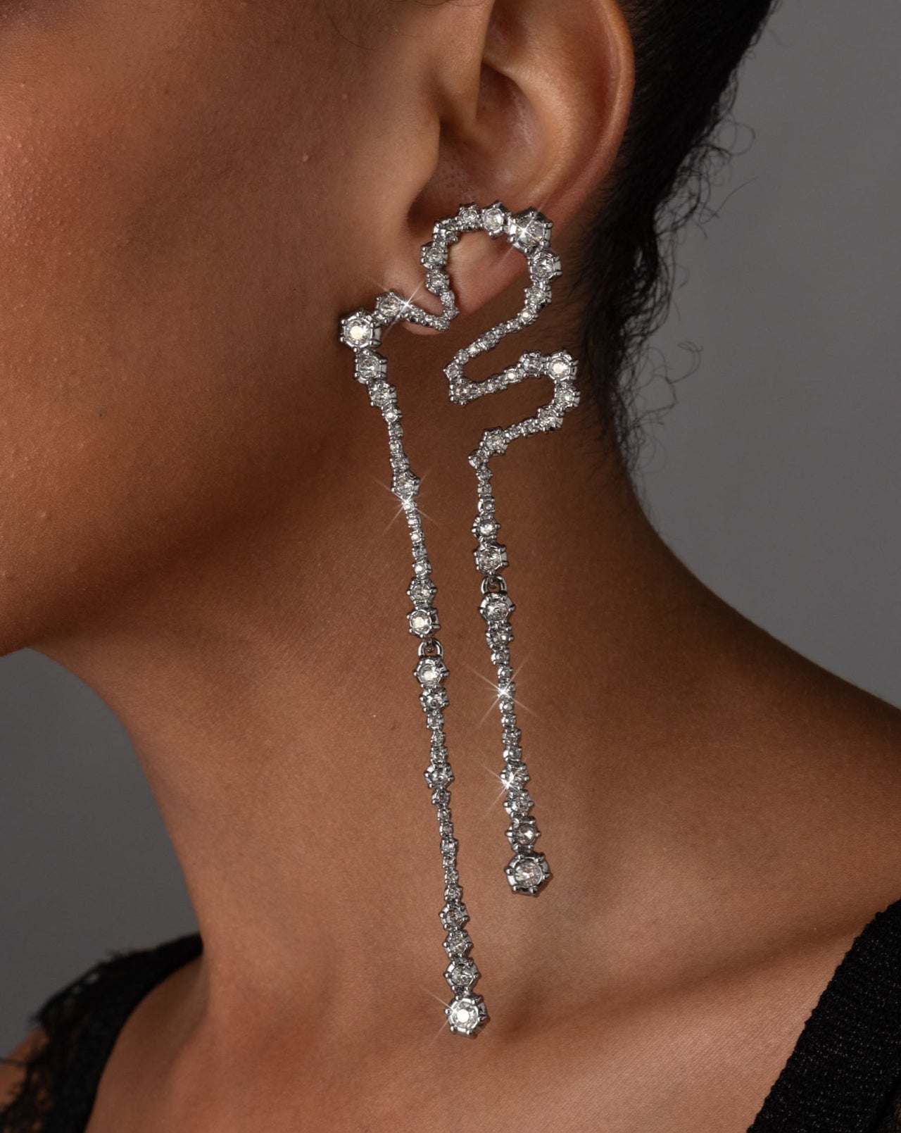 Lucite Molten Curb Link Post Earring - Clear