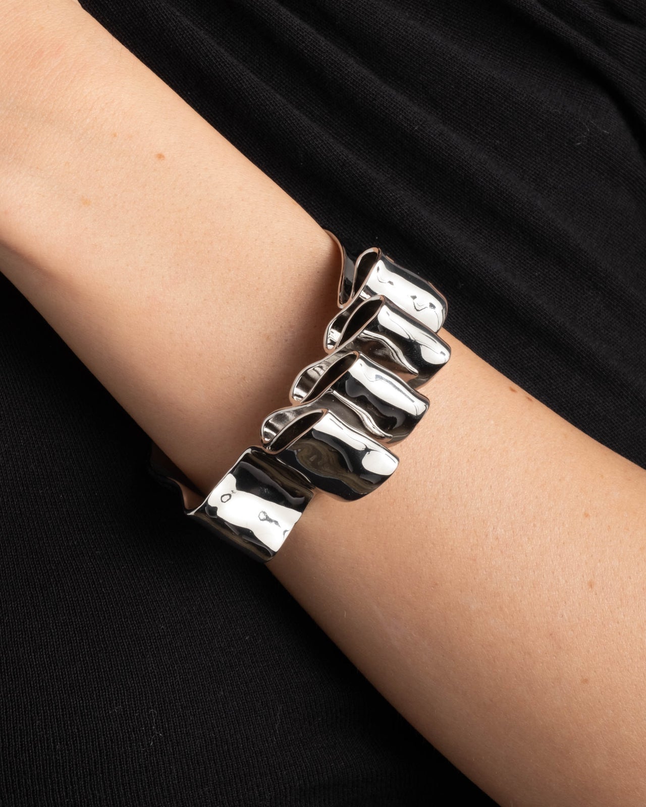 Twisted Silver Folded Ribbon Cuff Bracelet - Photo 2