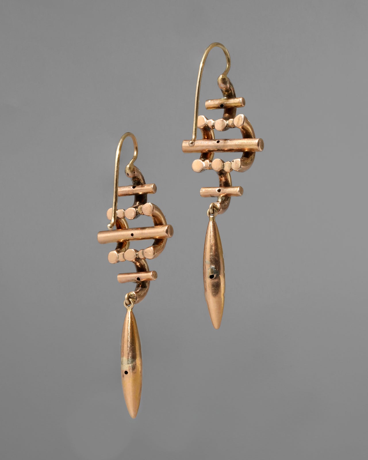 Antique 14k Gold Link and Torpedo Drop Earring - Photo 2