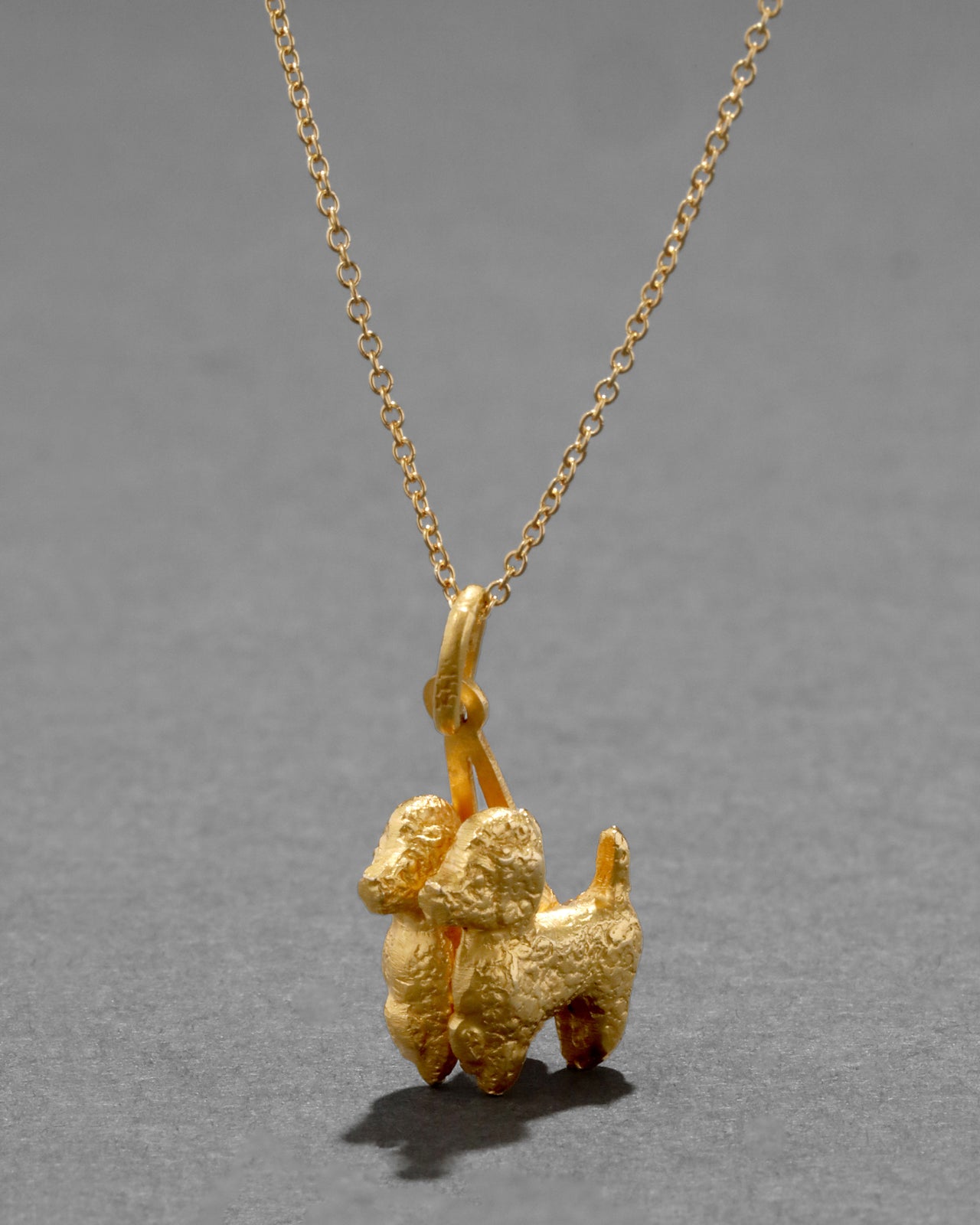 Vintage 1980s 18k Gold Twin Poodles Pendant Necklace - Photo 2