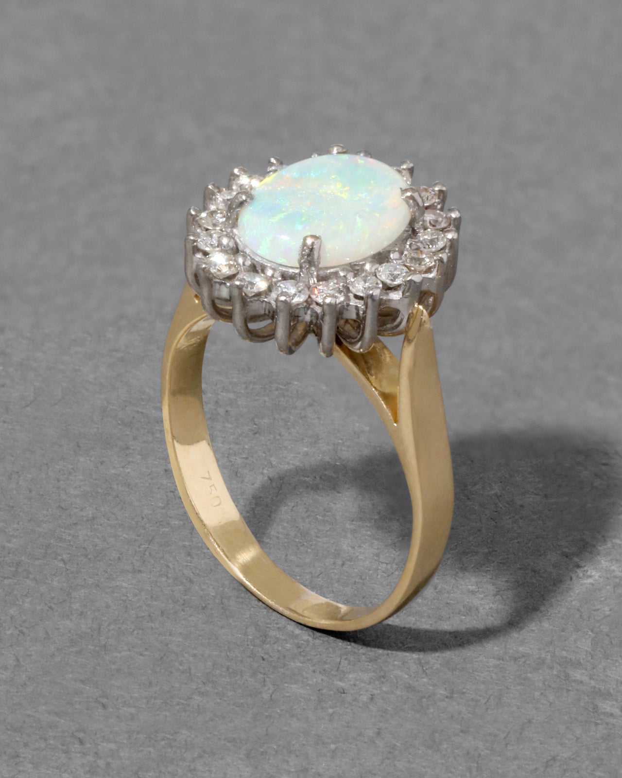 Antique 1920s 18k Yellow & White Gold with Natural Opal & Diamond Halo Ring - Photo 2