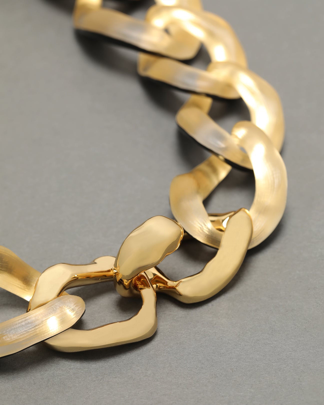 Gold Lucite XL Links Necklace | ALEXIS BITTAR